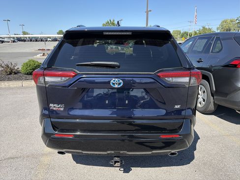 Used 2024 Toyota RAV4 SE w/ Weather & Moonroof Package AWD/4WD image 6