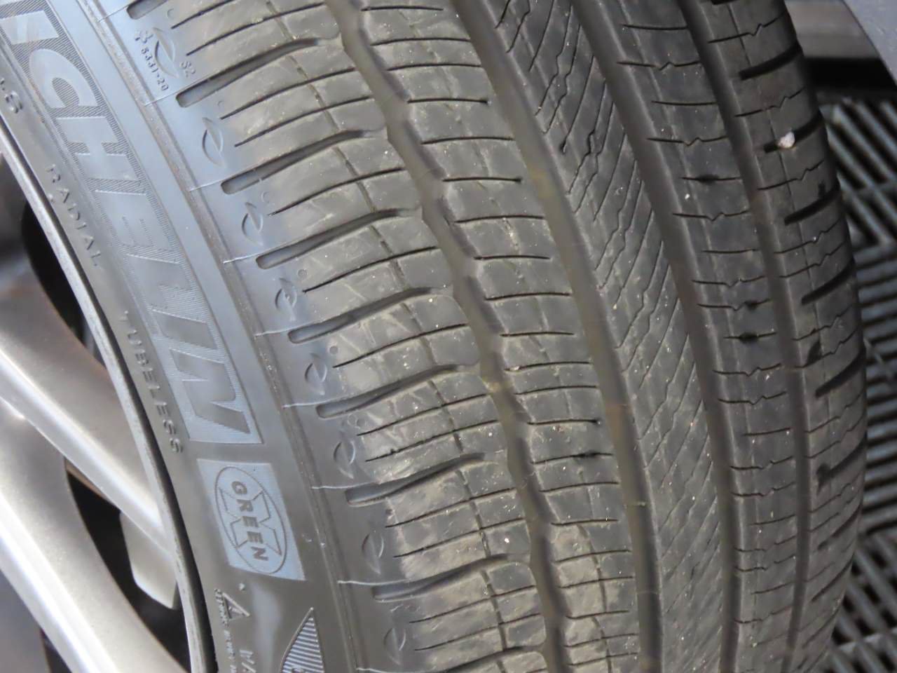 Used 2019 Tesla Model 3 Standard Range RWD image 7