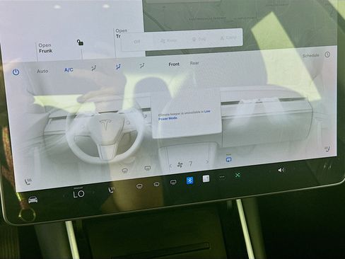 Used 2018 Tesla Model 3 Long Range image 22