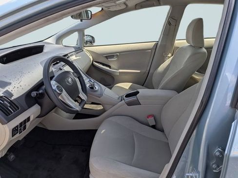 Used 2012 Toyota Prius Two FWD image 19