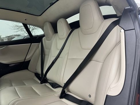 Used 2017 Tesla Model S 100D image 33