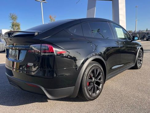 Used 2024 Tesla Model X Plaid image 7