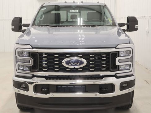 New 2025 Ford F350 Lariat w/ Lariat Ultimate Package image 3