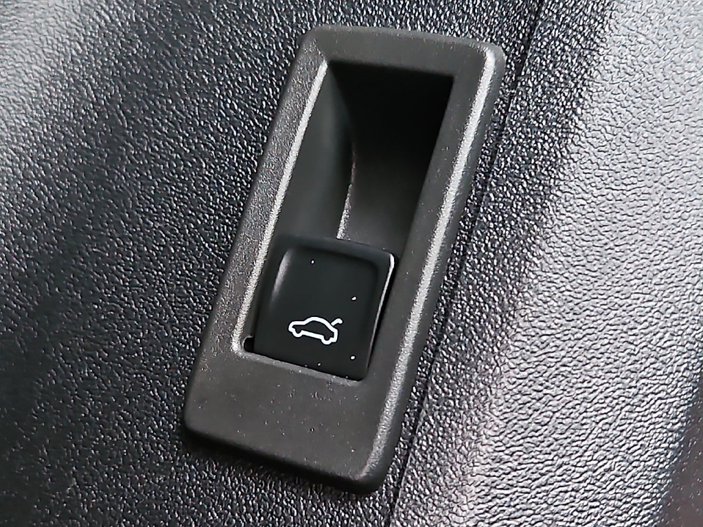 Used 2025 Audi Q5 Premium Plus AWD/4WD image 26