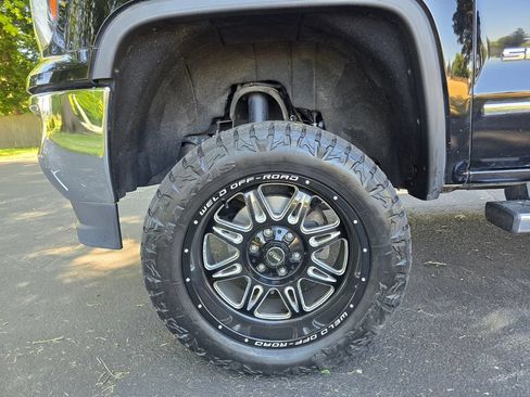 Used 2018 GMC Sierra 1500 SLT AWD/4WD image 10