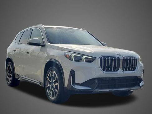 New 2026 BMW X1 xDrive28i w/ Convenience Package image 3