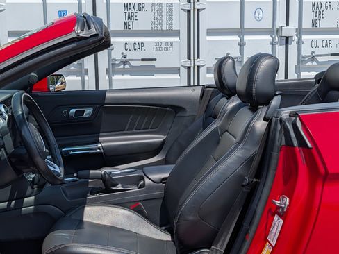 Used 2020 Ford Mustang Premium RWD image 17