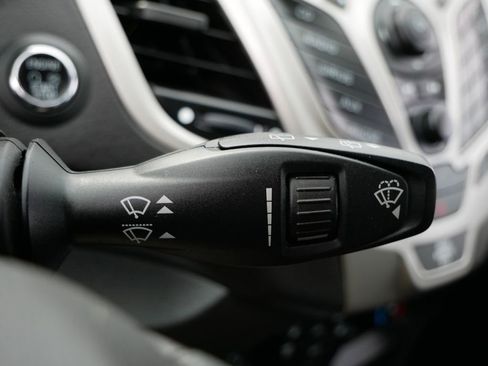 Used 2012 Ford Fiesta SES FWD image 36