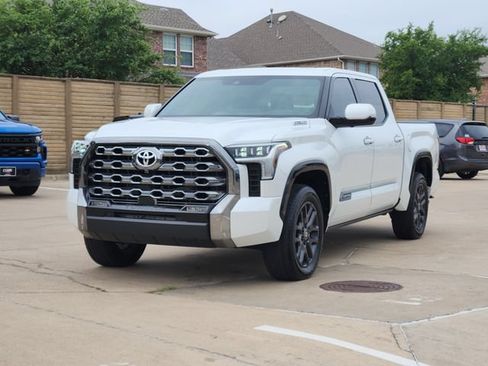 Used 2025 Toyota Tundra Platinum AWD/4WD image 11