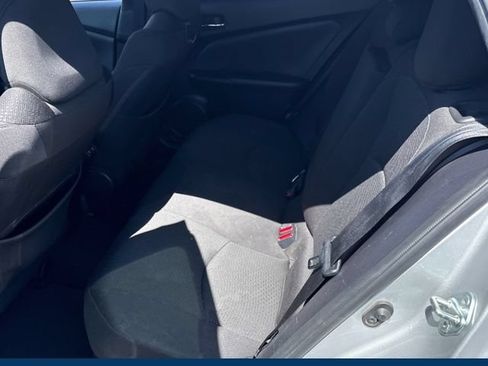 Used 2020 Toyota Prius LE w/ Carpet Mat Package FWD image 10
