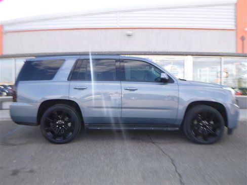 Used 2016 GMC Yukon SLT w/ Open Road Package AWD/4WD image 4