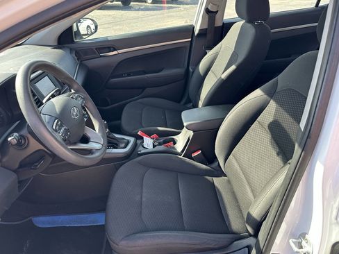 Used 2019 Hyundai Elantra SE w/ Cargo Package image 11