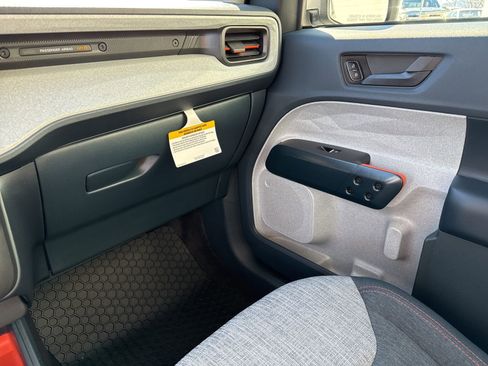 Used 2023 Ford Maverick XLT image 24