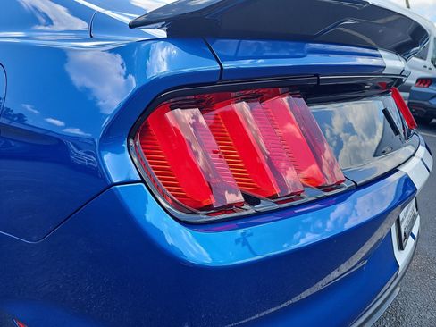 Used 2017 Ford Mustang Shelby GT350 RWD image 34