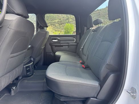 Used 2021 RAM 2500 Big Horn w/ Level 1 Equipment Group AWD/4WD image 11