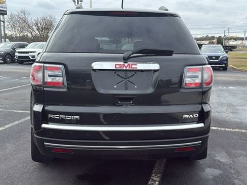 Used 2015 GMC Acadia SLE image 6