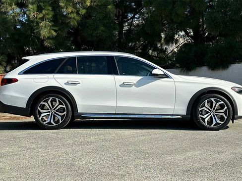 New 2026 Mercedes-Benz E 450 4MATIC All-Terrain Wagon image 3