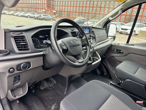 Used 2024 Ford Transit 250 Low Roof w/ Exterior Upgrade Package image 9
