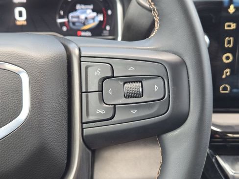 Used 2024 GMC Sierra 2500 AT4 w/ AT4 Premium Plus Package AWD/4WD image 25