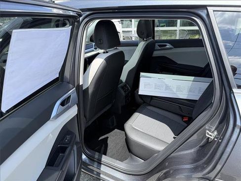 New 2026 Volkswagen Taos SE AWD/4WD image 12