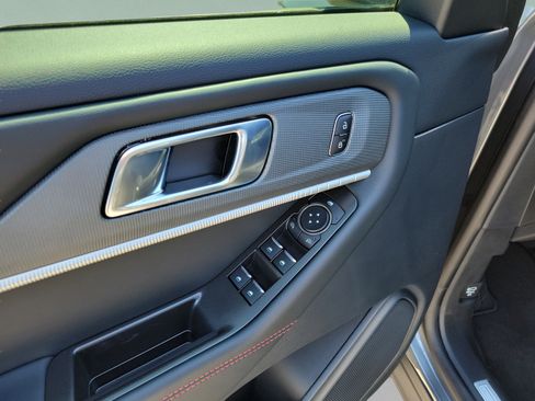 New 2026 Ford Explorer ST-Line RWD image 6