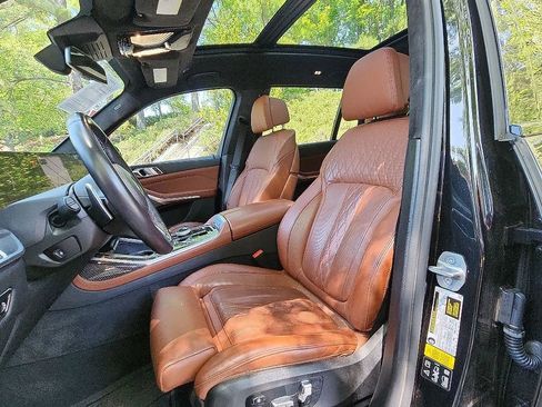 Used 2023 BMW X7 M60i w/ Executive Package AWD/4WD image 7