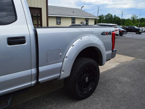 Used 2018 Ford F250 XL w/ Power Equipment Group AWD/4WD image 5