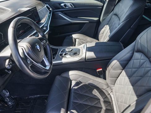 Used 2024 BMW X5 xDrive40i image 15