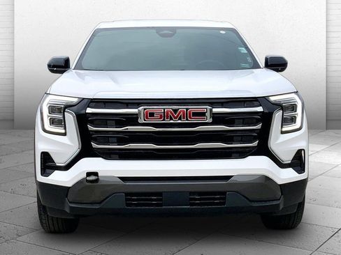 Used 2026 GMC Terrain Elevation FWD image 2