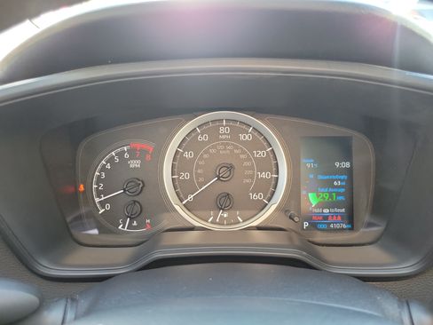 Used 2022 Toyota Corolla LE FWD image 24