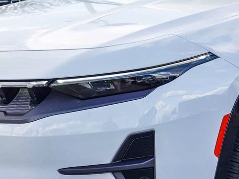 Used 2025 Jeep Wagoneer S Limited image 8