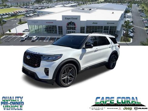 Used 2025 Ford Explorer ST AWD/4WD image 1