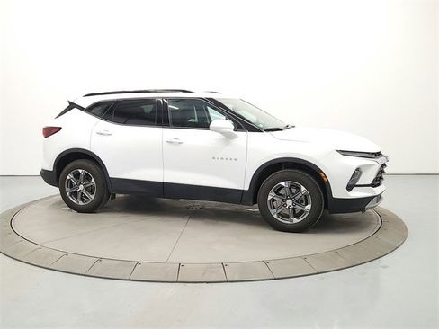 Used 2023 Chevrolet Blazer LT w/ Convenience Package image 8