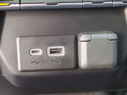 Used 2020 Chevrolet Silverado 1500 LT w/ Trailering Package image 24