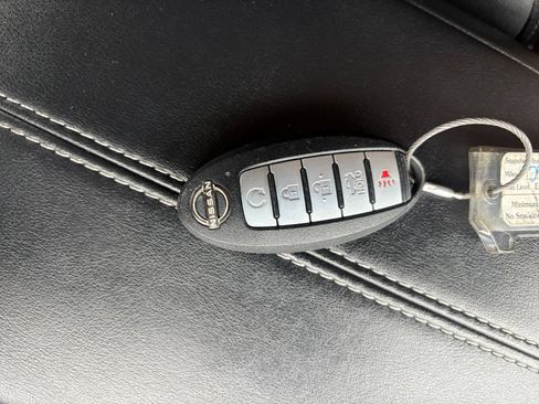Used 2025 Nissan Altima 2.5 SV FWD image 24