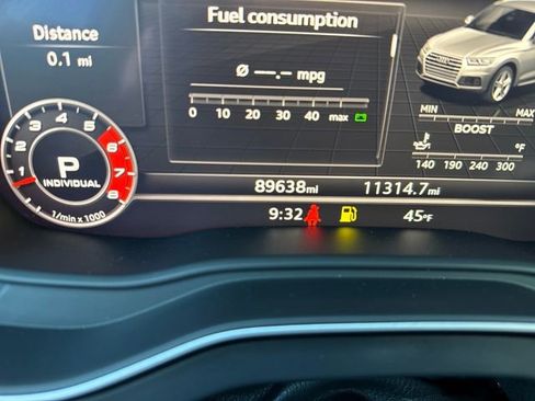 Used 2018 Audi SQ5 Prestige w/ Prestige Package image 22