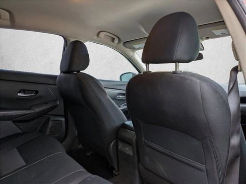 Used 2021 Nissan Sentra SV w/ Trunk Package image 27