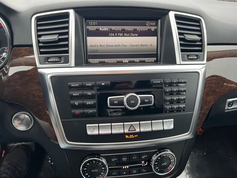 Used 2013 Mercedes-Benz ML 350 BlueTEC 4MATIC image 22