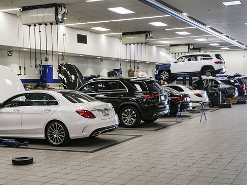 New 2025 Mercedes-Benz GLC 300 4MATIC image 38