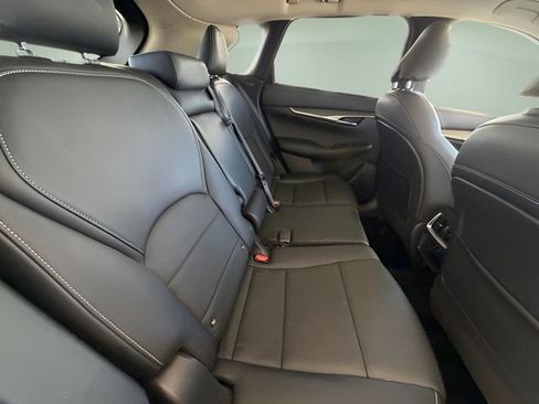 Used 2022 INFINITI QX50 Luxe image 35