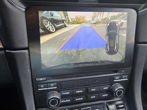 Used 2019 Porsche 911 Turbo image 24