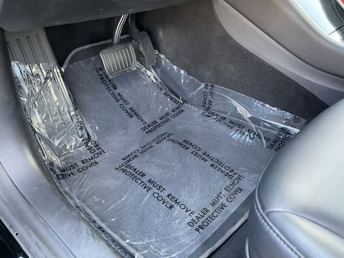 Used 2018 Tesla Model 3 Mid Range image 18