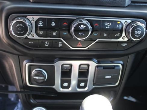 Used 2023 Jeep Wrangler Sport AWD/4WD image 15
