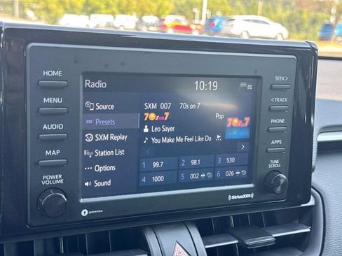 Used 2021 Toyota RAV4 XLE FWD image 35