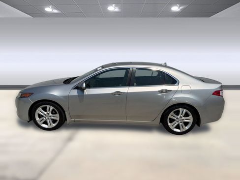 Used 2010 Acura TSX V6 Sedan FWD image 2