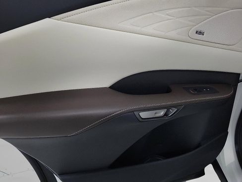 Used 2023 Lexus RX 350 w/ Accessory Package image 10