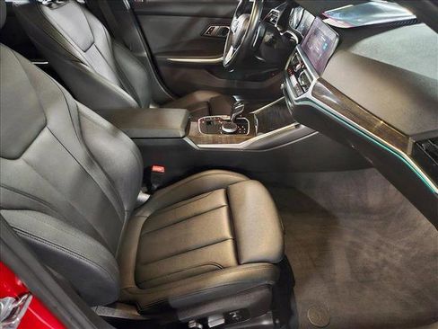 Used 2021 BMW 330i Sedan w/ Convenience Package image 22