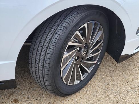New 2026 Hyundai Sonata SEL FWD image 7