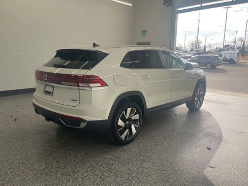 New 2026 Volkswagen Atlas Cross Sport SE AWD/4WD image 7