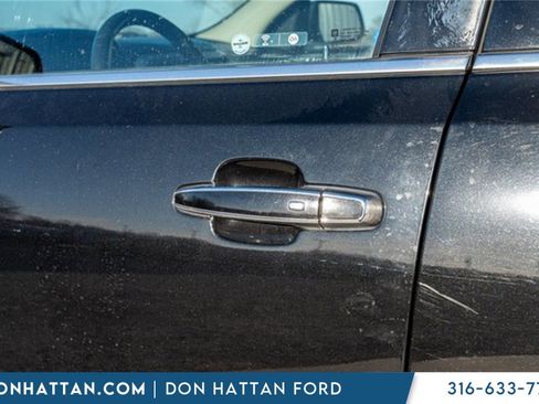 Used 2019 GMC Acadia Denali image 29